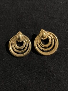 Classic Gold Concentric Drop Earrings - Women’s Jewelry